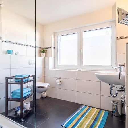 Stone מלון דירות 3*