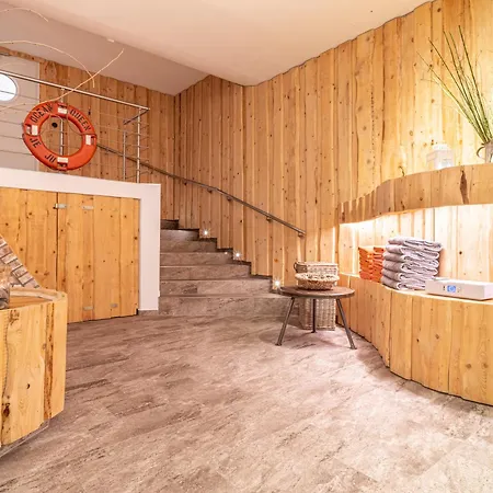 מלון דירות Stone זינקסט