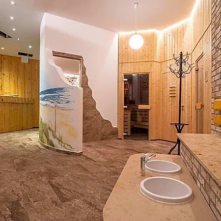 Stone 3* زنغست